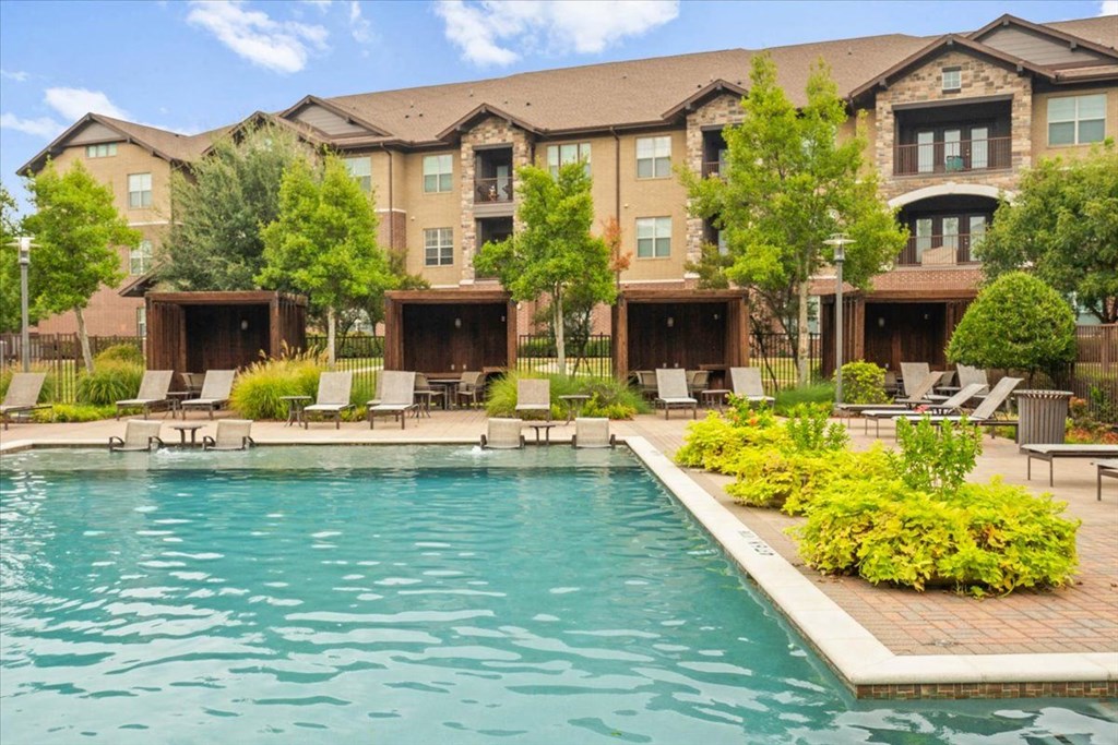 Cypress At Lewisville Apartment Homes, 2436 S. Valley Parkway